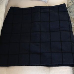 Madewell sz 4 mini skirt- wool w navy black print